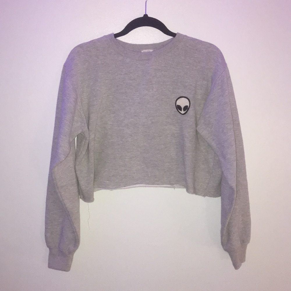 gray cropped alien sweatshirt